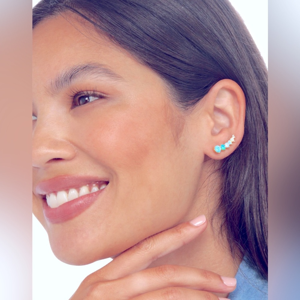 Sterling Silver Climber earrings genuine Blue Topaz Quartz 🩵🩶